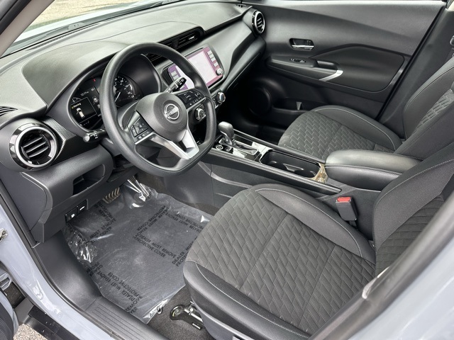 2023 Nissan Kicks SV photo 5