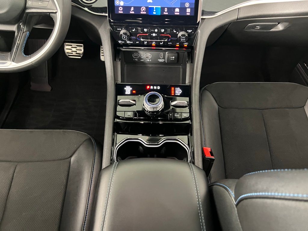 2022 Jeep Grand Cherokee Trailhawk 4xe photo 14