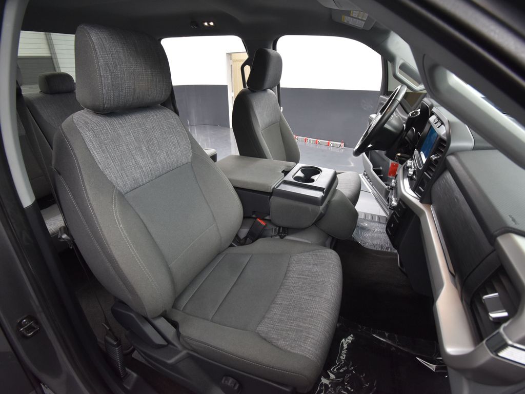 2022 Ford F-150 XLT photo 37