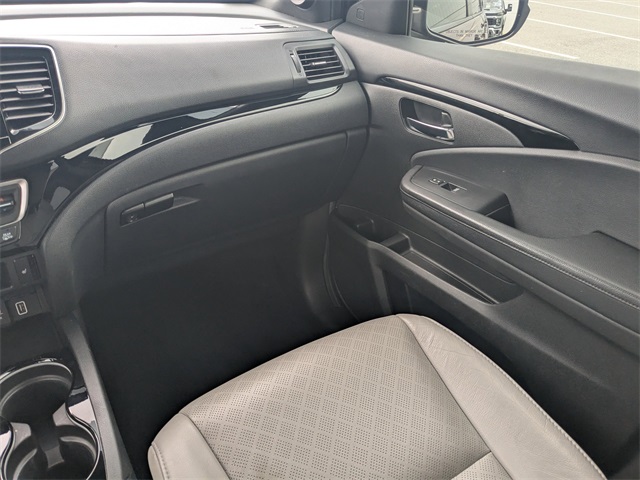 2019 Honda Passport Touring photo 15