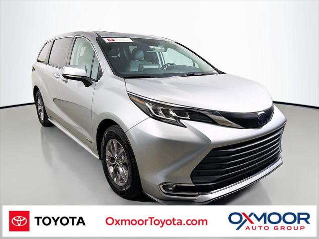 2021 Toyota Sienna XLE