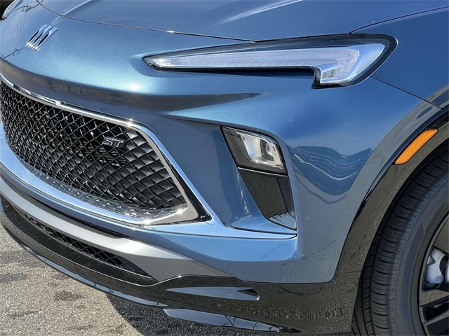2026 Buick Encore GX Sport Touring photo 2
