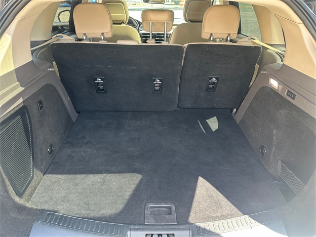 2020 Lincoln Corsair Standard photo 15