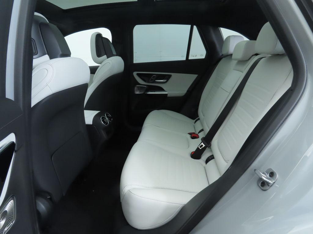 2026 Mercedes Benz GLC 300 4MATIC photo 20