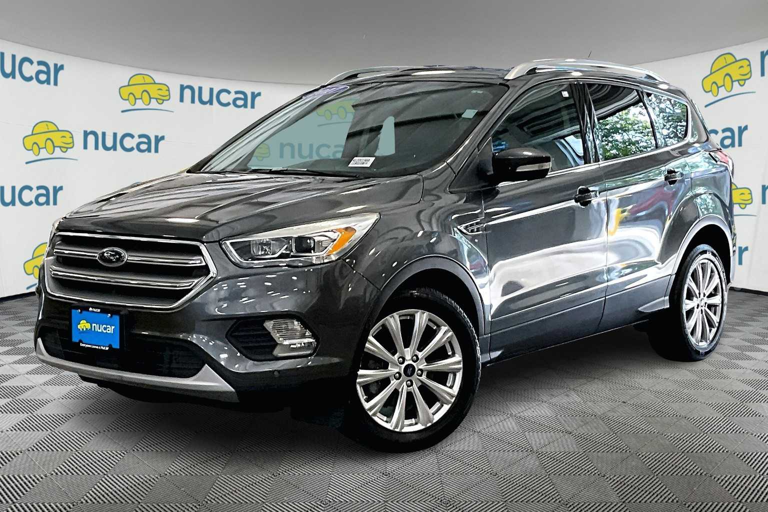 2017 Ford Escape Titanium photo 3