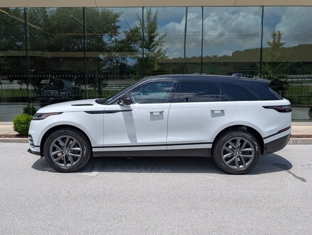 2026 Land Rover Range Rover Velar SE photo 2