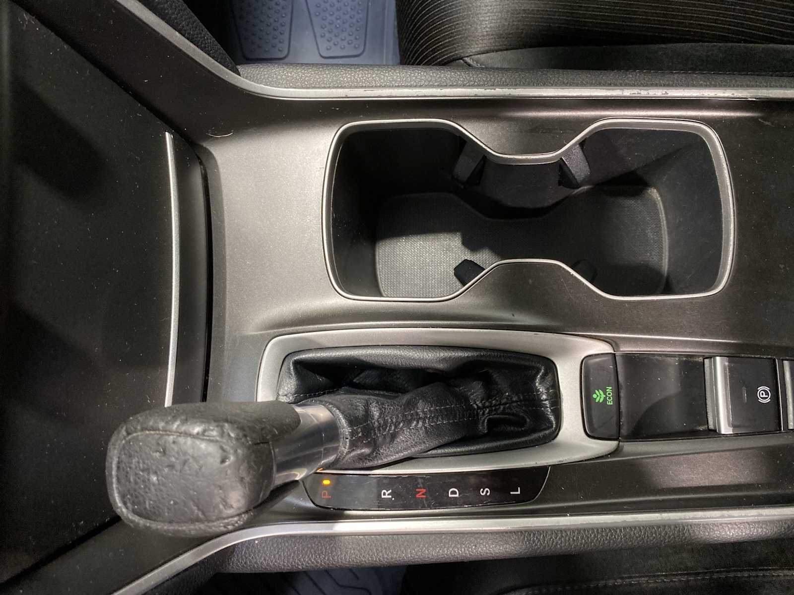 2018 Honda Accord LX 1.5T photo 17