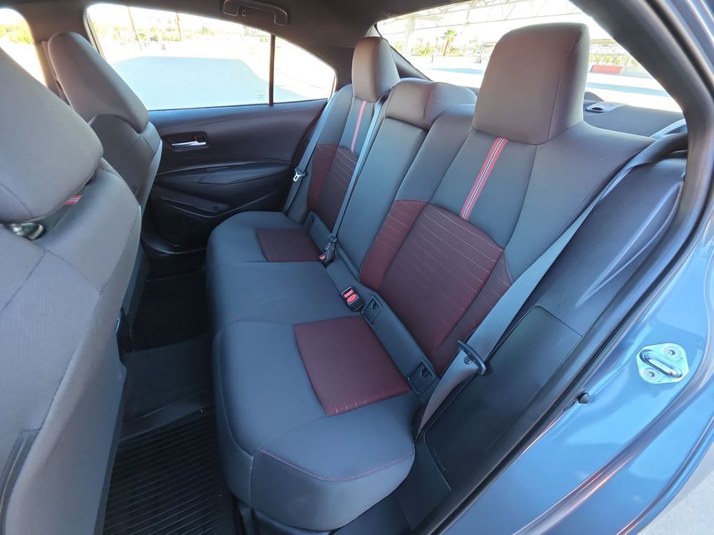 2025 Toyota Corolla SE photo 26