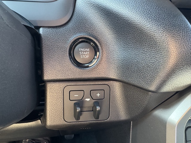 2026 Toyota Tundra SR5 CrewMax photo 20