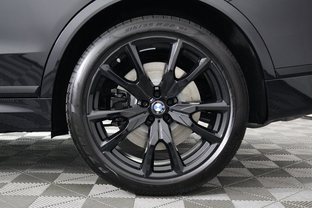 2026 Bmw X7 M60i photo 11