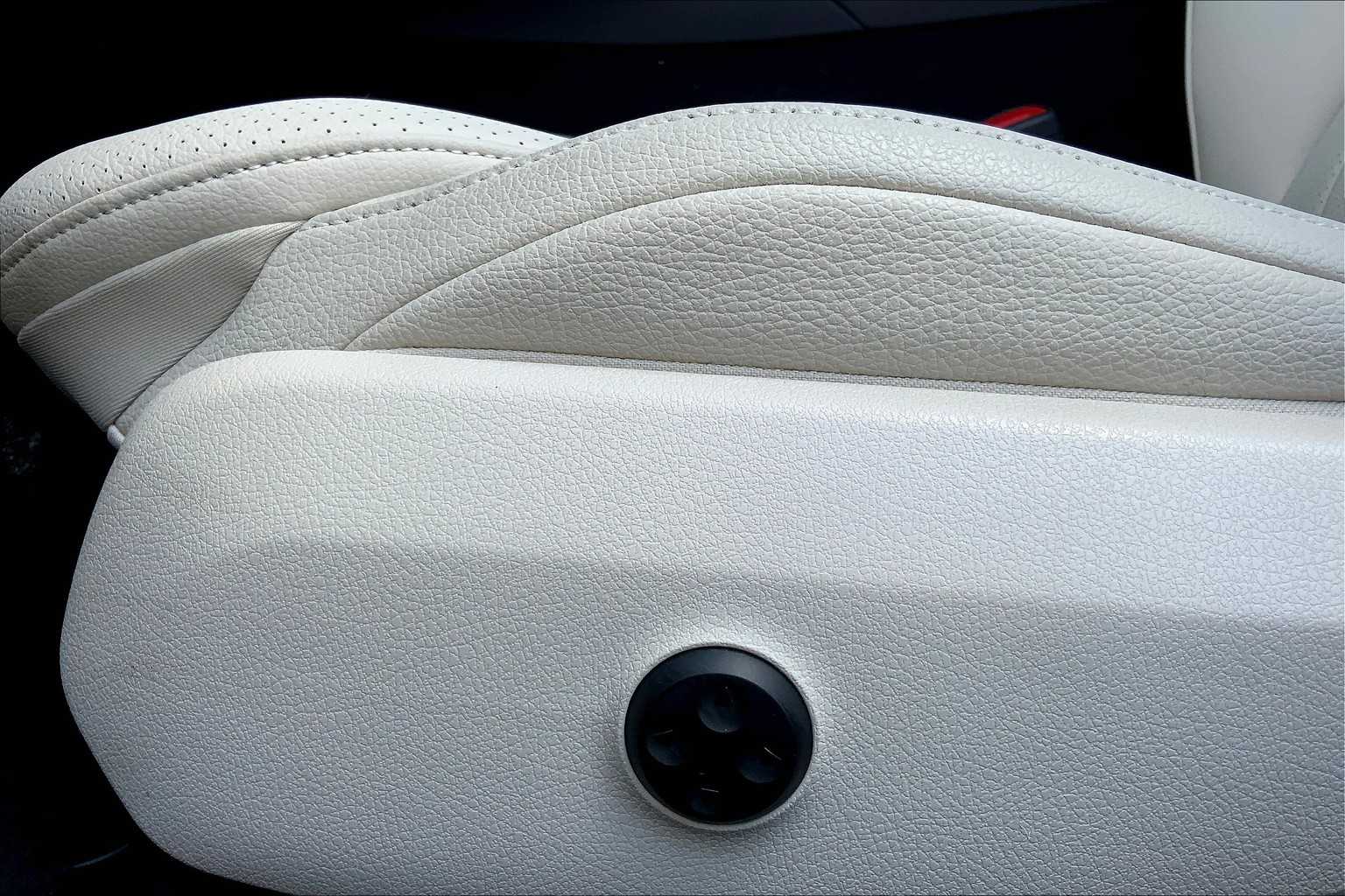 2024 Mercedes Benz E 350 4MATIC Sedan photo 33
