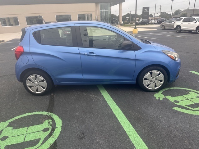 2017 Chevrolet Spark LS photo 5