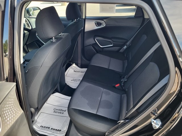 2025 Kia Soul LX photo 13