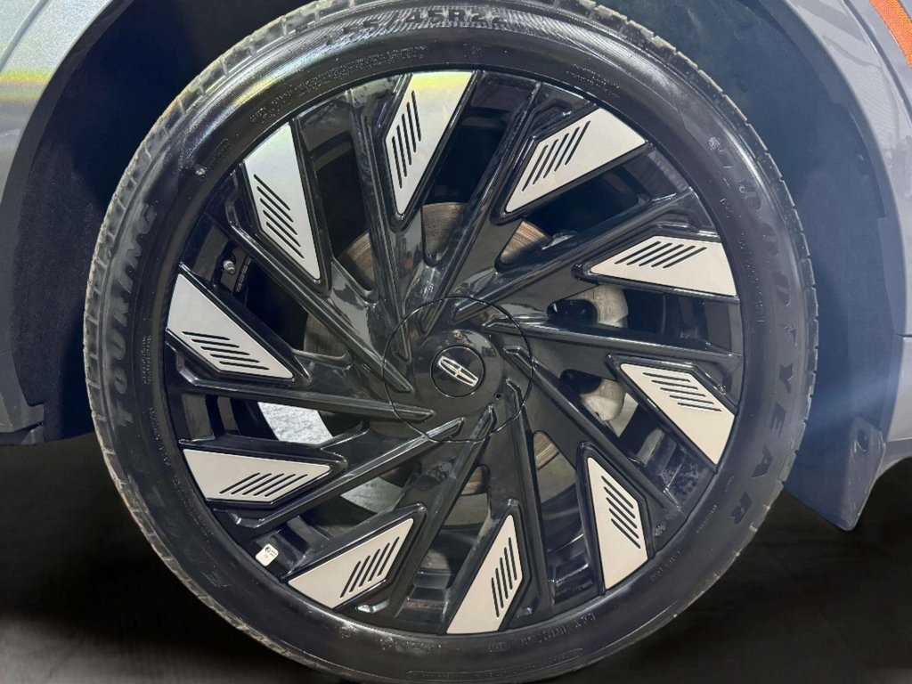 2024 Lincoln Nautilus Black Label photo 24
