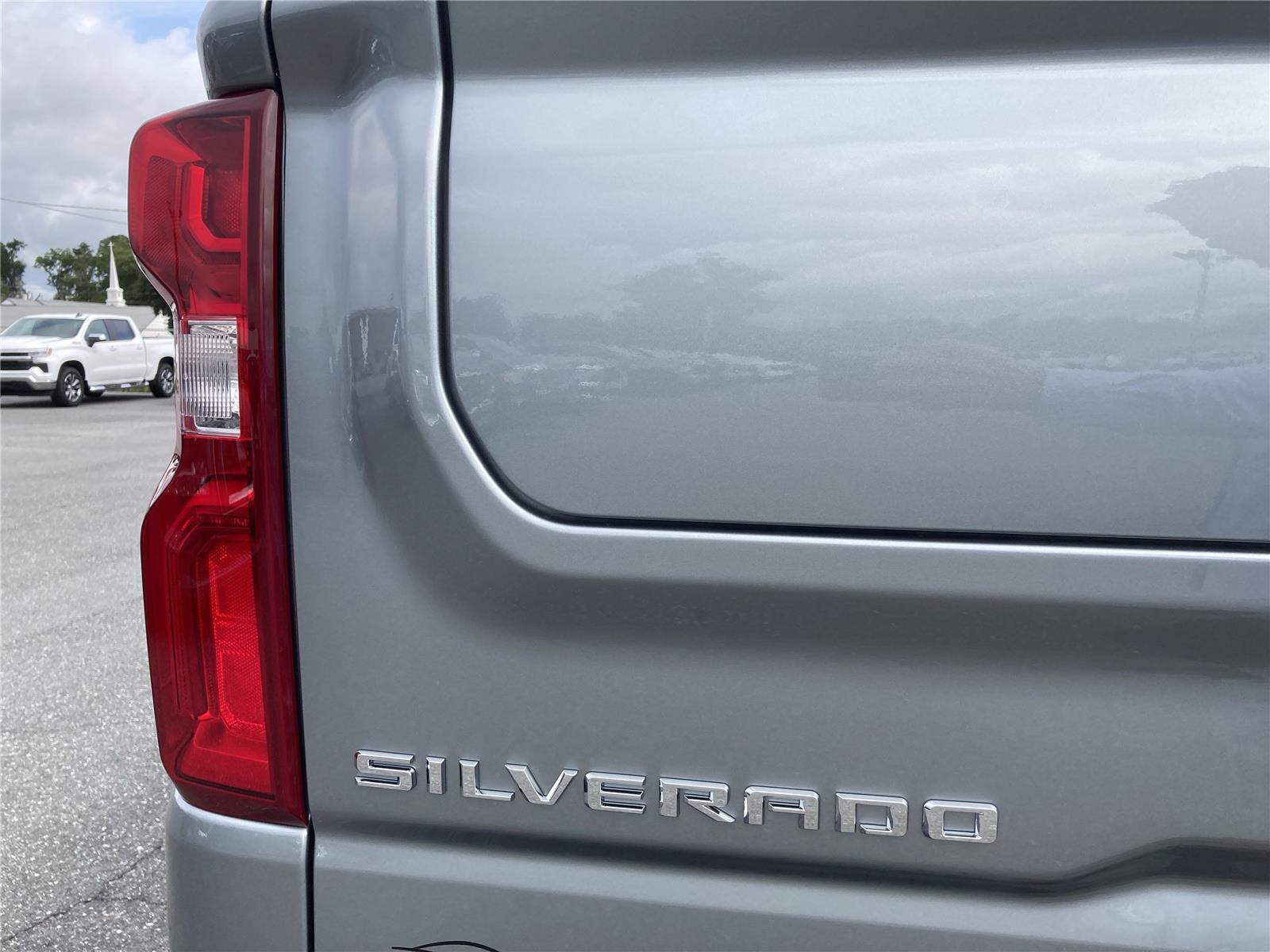 2026 Chevrolet Silverado 1500 High Country photo 11