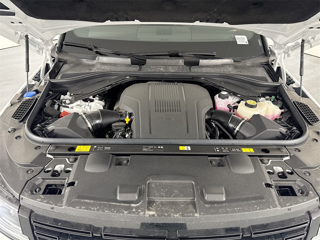 2025 Land Rover Range Rover Sport SE photo 26