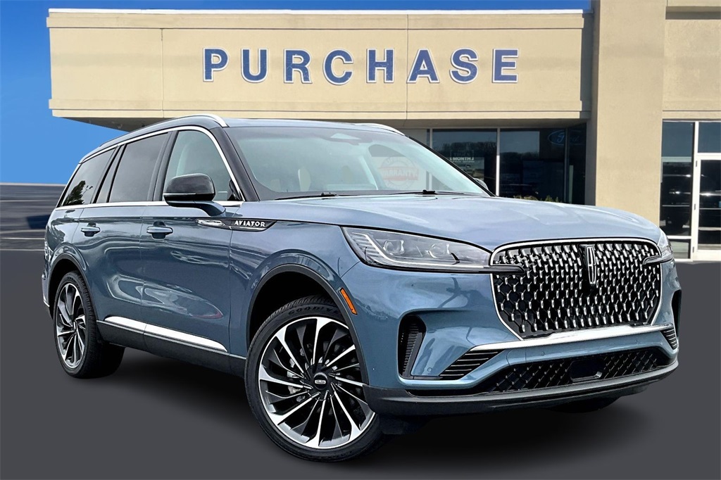 2025 Lincoln Aviator Reserve's photo