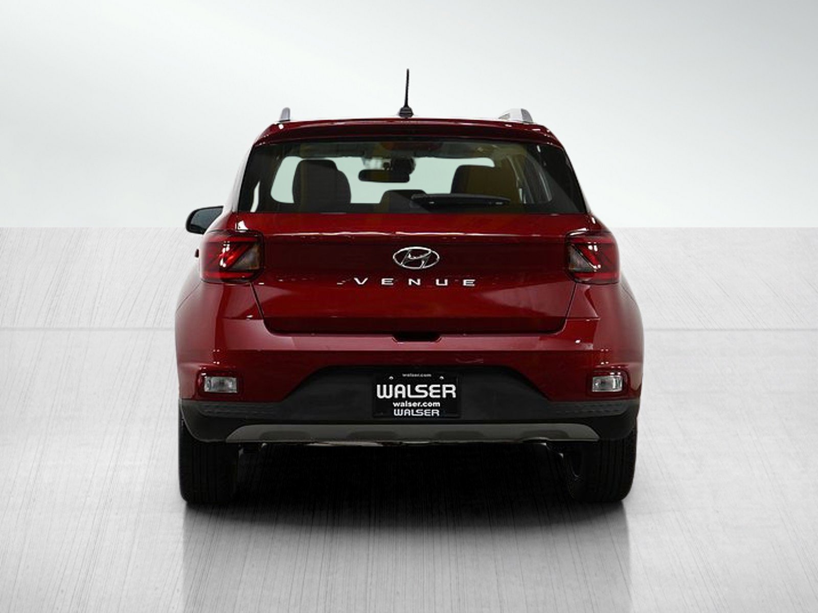 2024 Hyundai Venue SEL photo 3