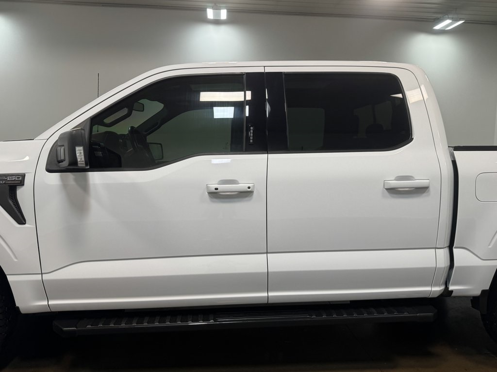 2022 Ford F-150 XLT photo 32