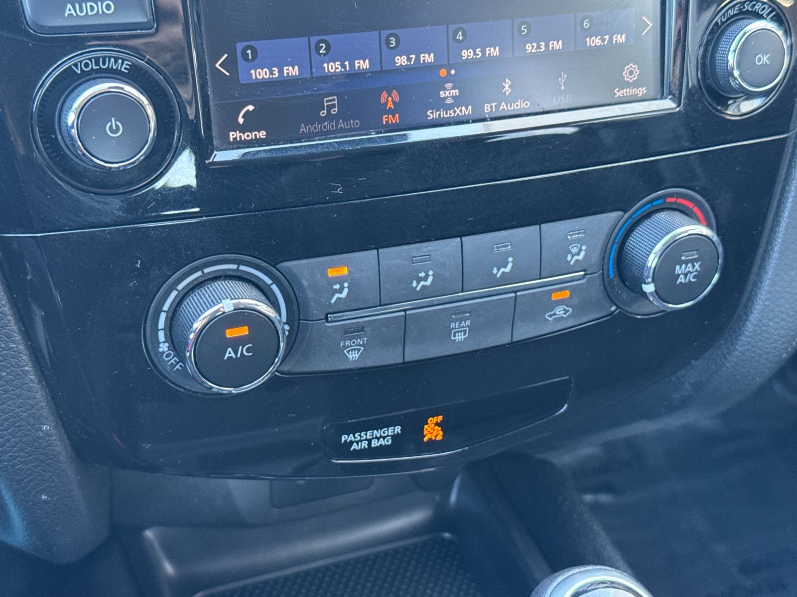 2022 Nissan Rogue Sport S photo 19