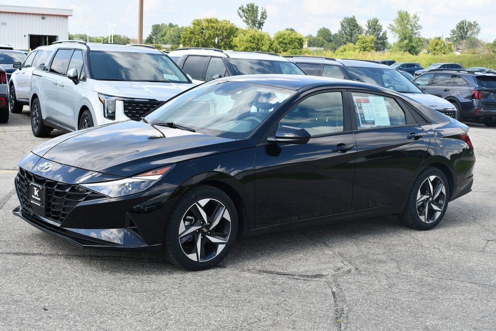 Used 2023 Hyundai Elantra SEL with VIN 5NPLS4AG9PH096279 for sale in Rochester, Minnesota