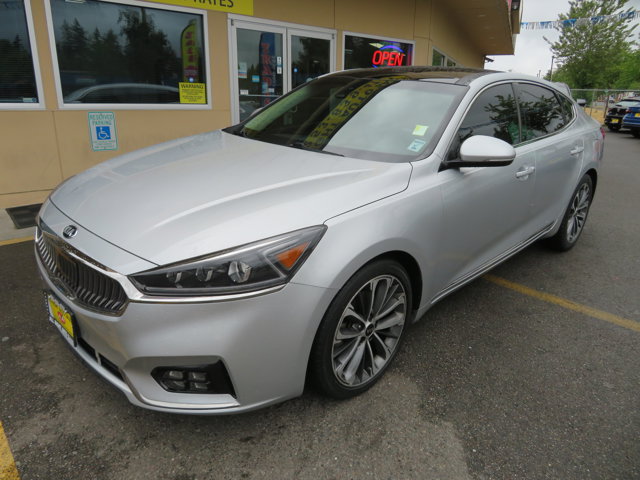 2018 Kia Cadenza Technology's photo