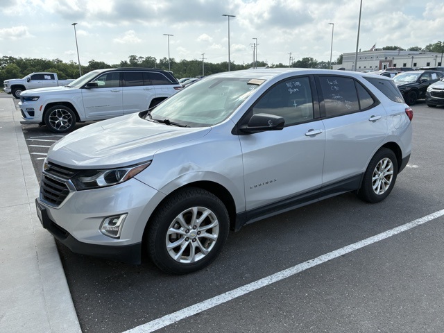 Used 2018 Chevrolet Equinox LS with VIN 2GNAXHEV1J6142988 for sale in Kansas City