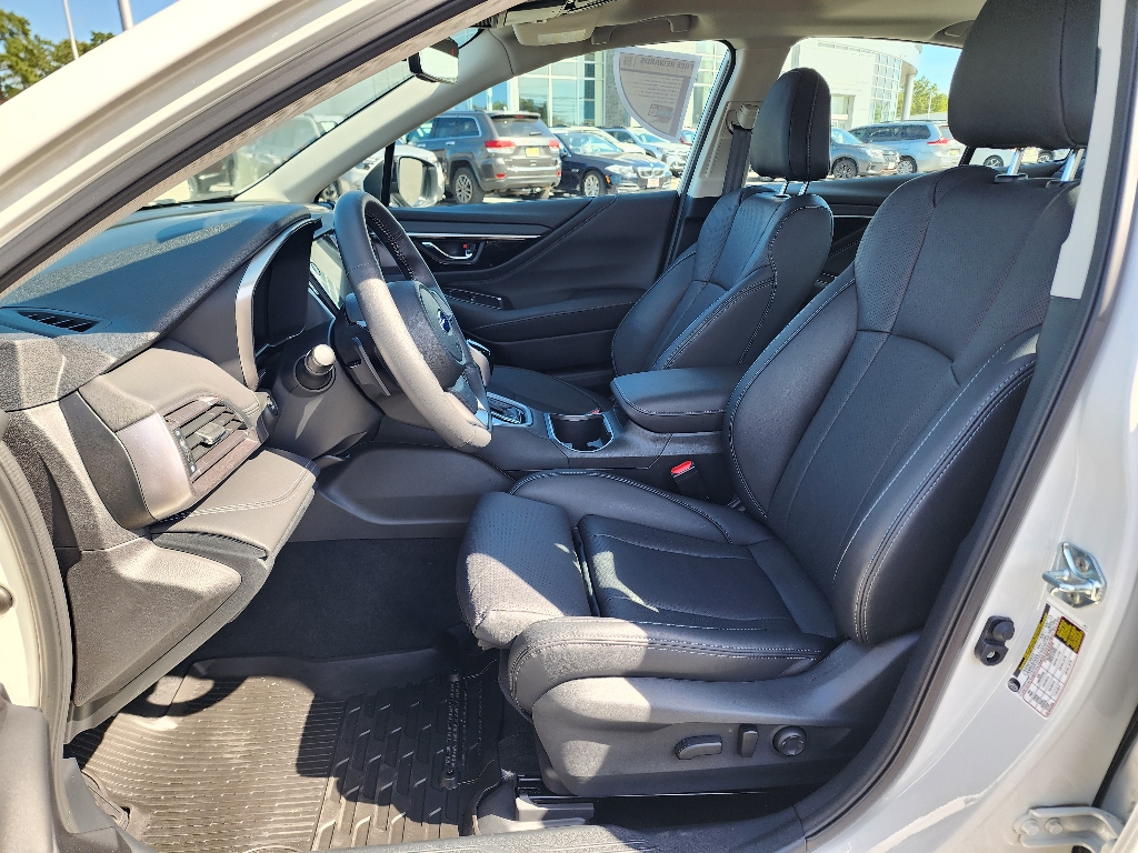 2025 Subaru Legacy Limited photo 26