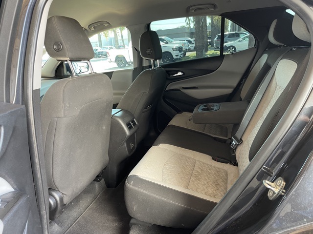 2022 Chevrolet Equinox LS photo 9