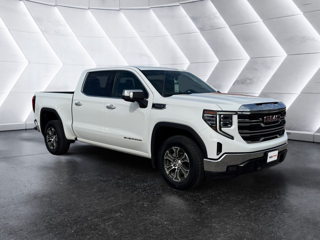 2024 GMC Sierra 1500 SLT's photo