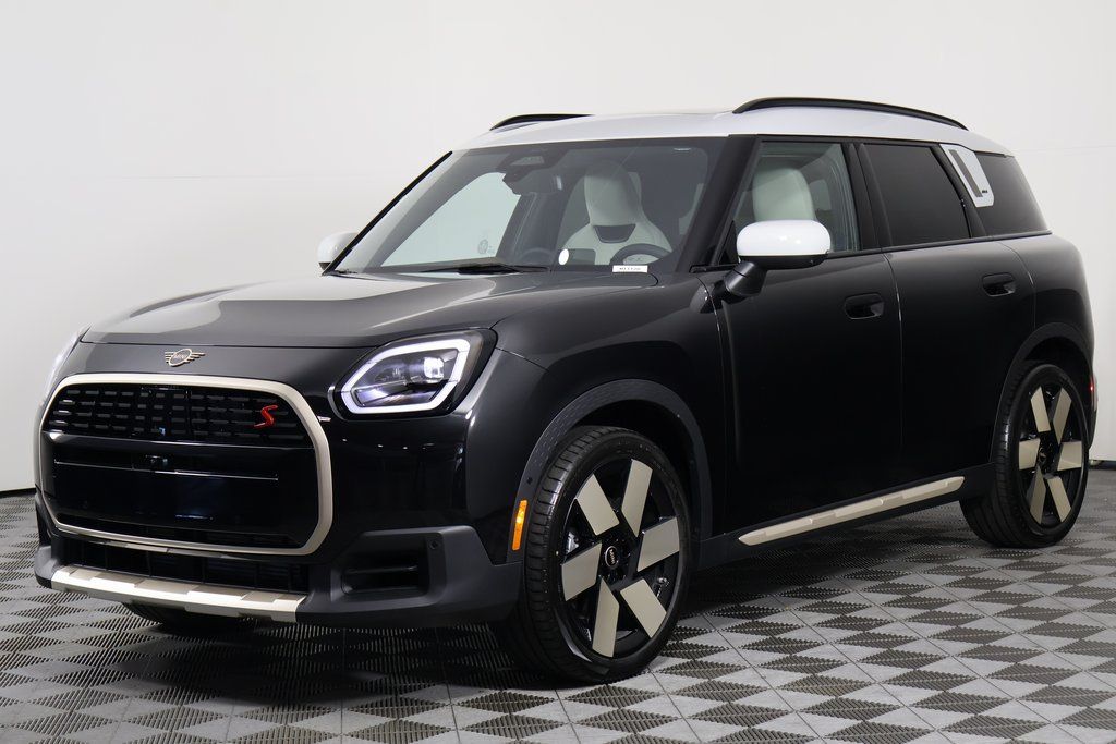 2026 MINI Countryman S's photo