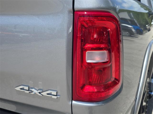 2025 Ram 1500 Laramie photo 6