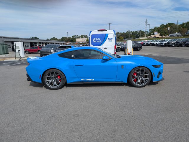 2025 Ford Mustang Shelby GT photo 4