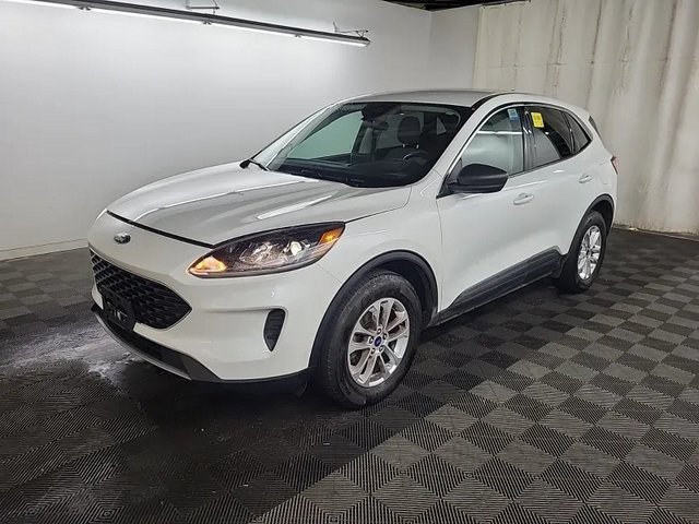2022 Ford Escape SE photo 2