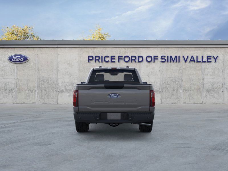 2025 Ford F-150 XL photo 4