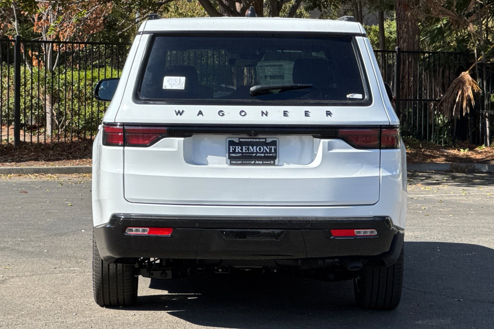 2025 Jeep Wagoneer Series II photo 4