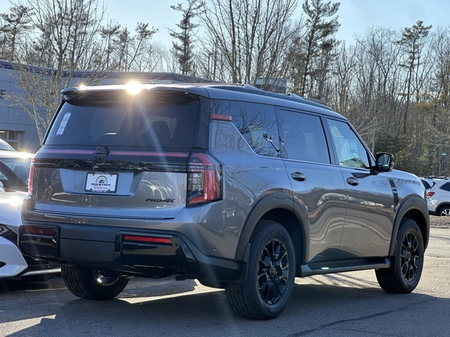 2025 Nissan Armada photo 3