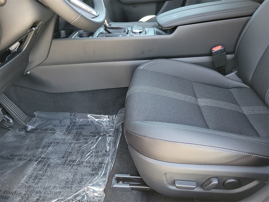 2025 Mazda CX-50 2.5 S Preferred photo 12