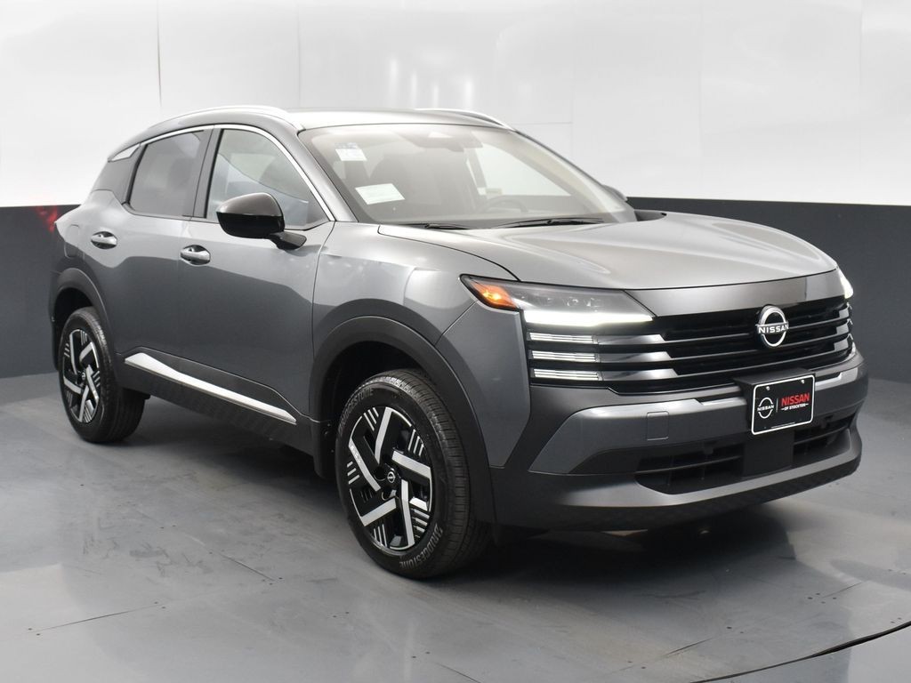 2026 Nissan KICKS SV's photo