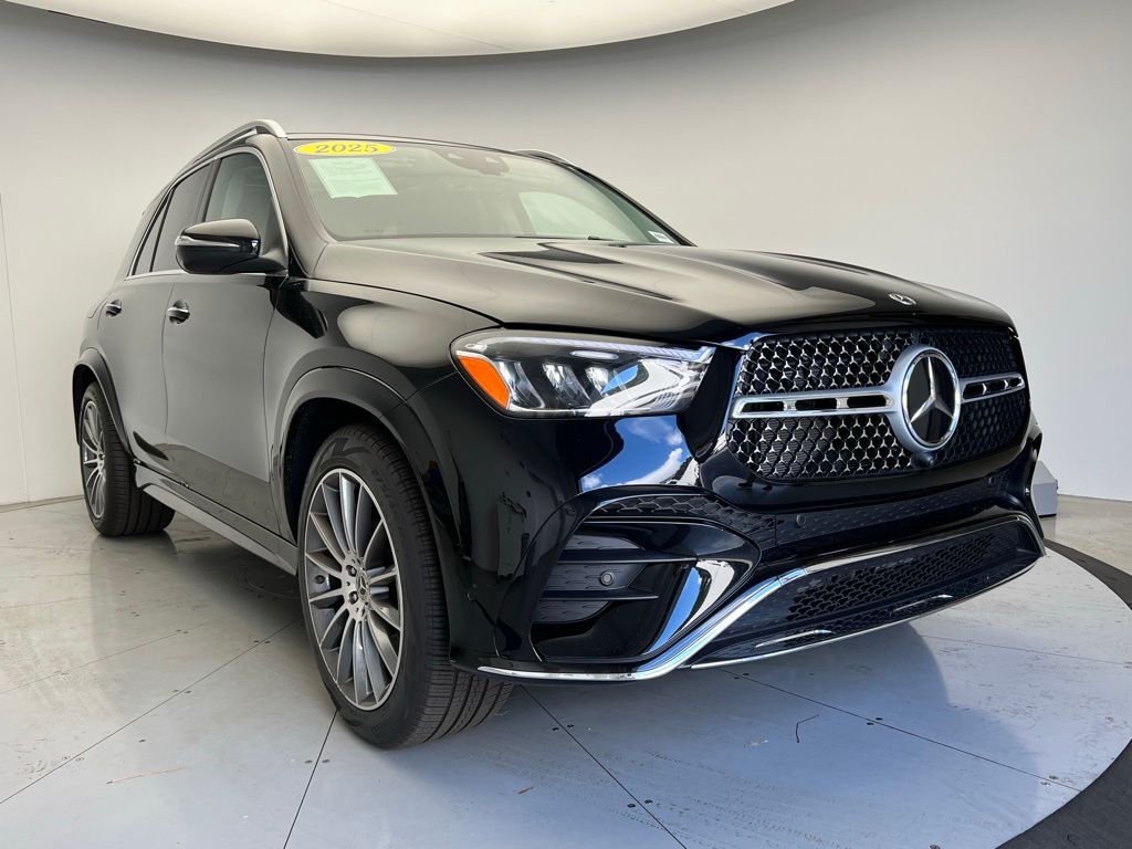2025 Mercedes Benz GLE 350 4MATIC photo 2