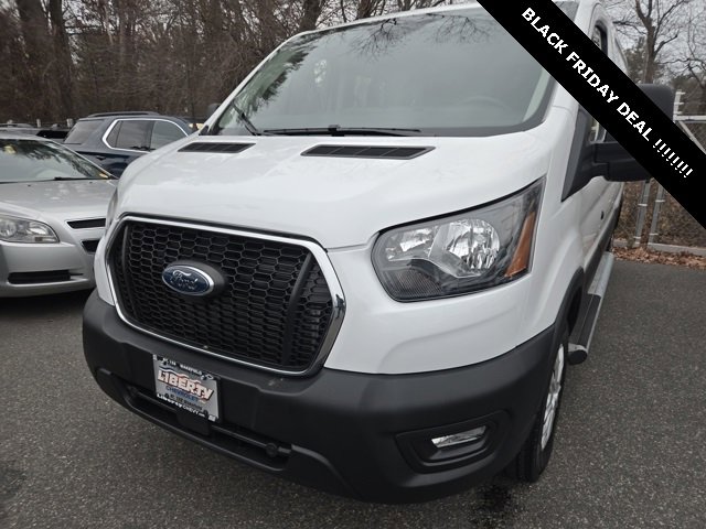 2024 Ford Transit photo 4