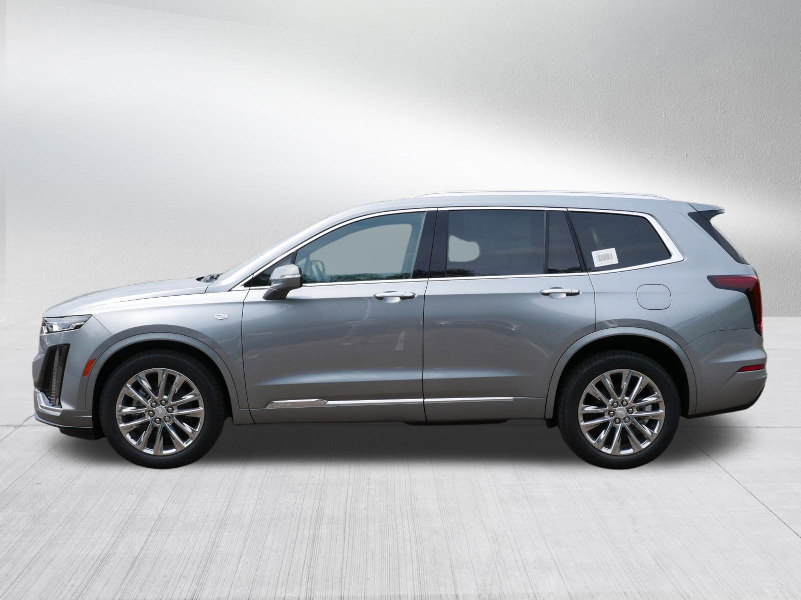 2025 Cadillac XT6 Premium Luxury photo 3