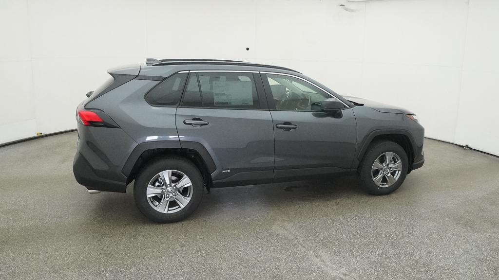 2025 Toyota RAV4 Hybrid LE photo 24