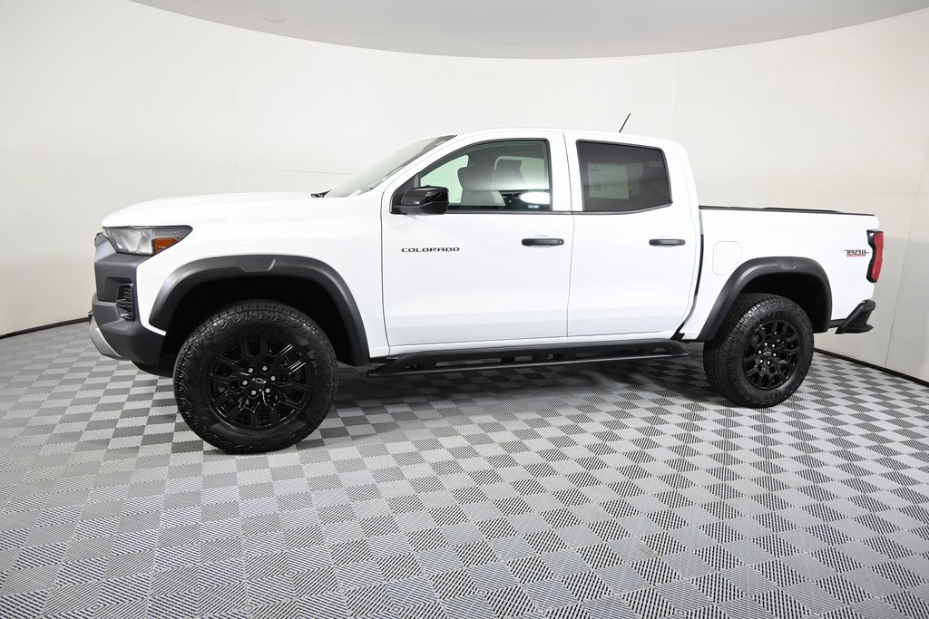 Used 2024 Chevrolet Colorado Trail Boss with VIN 1GCPTEEK2R1286356 for sale in Forest Lake, Minnesota