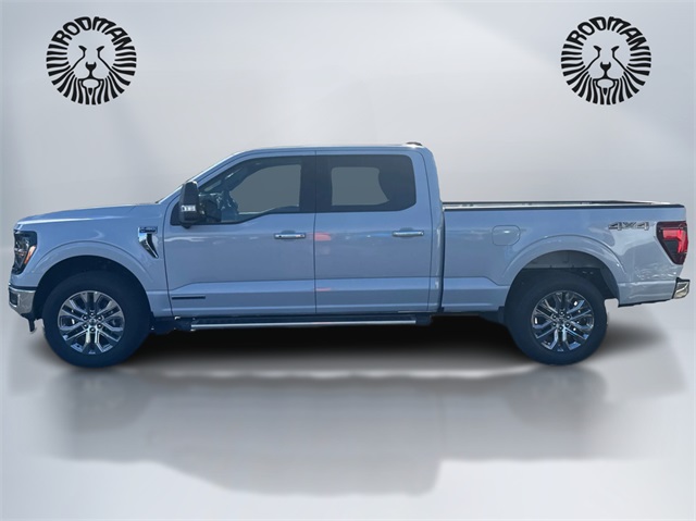 2025 Ford F-150 XLT photo 6