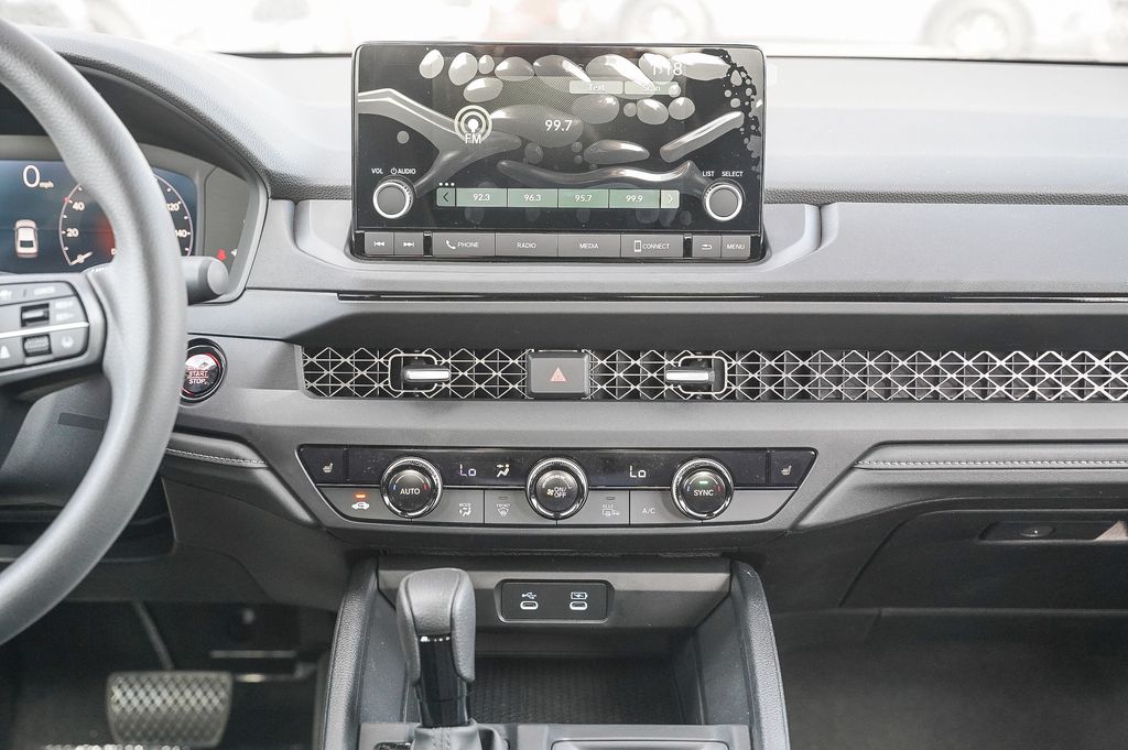 2025 Honda Accord SE photo 15