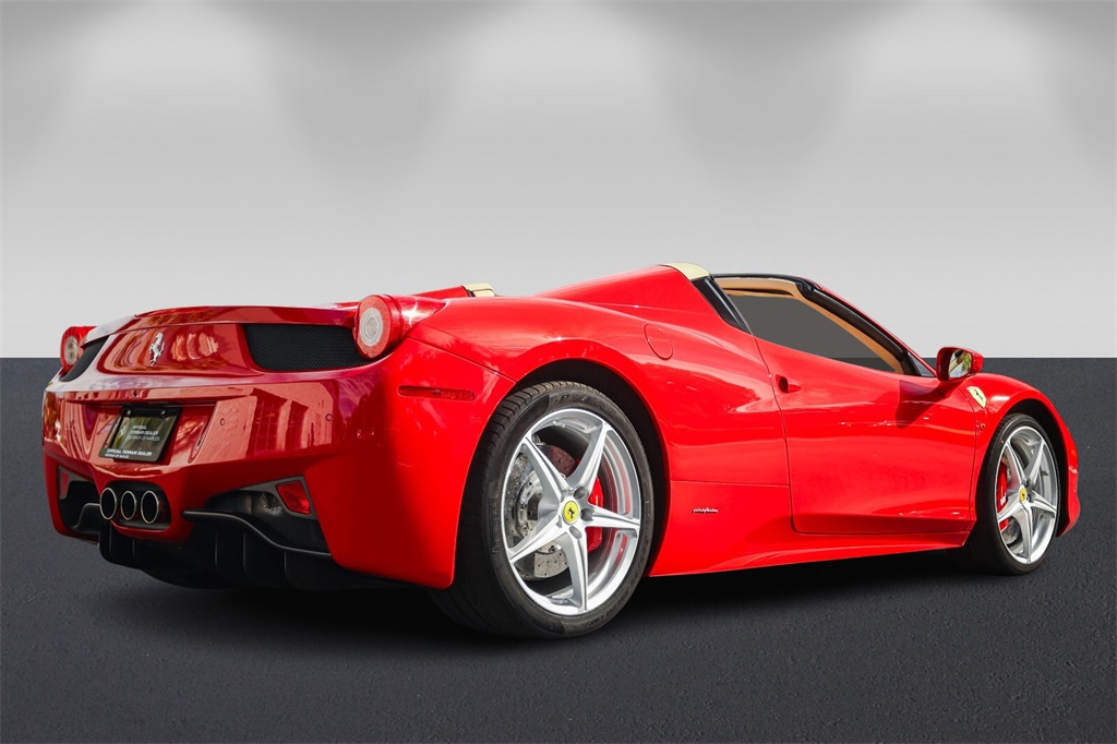 2013 Ferrari 458 Spider Base photo 3