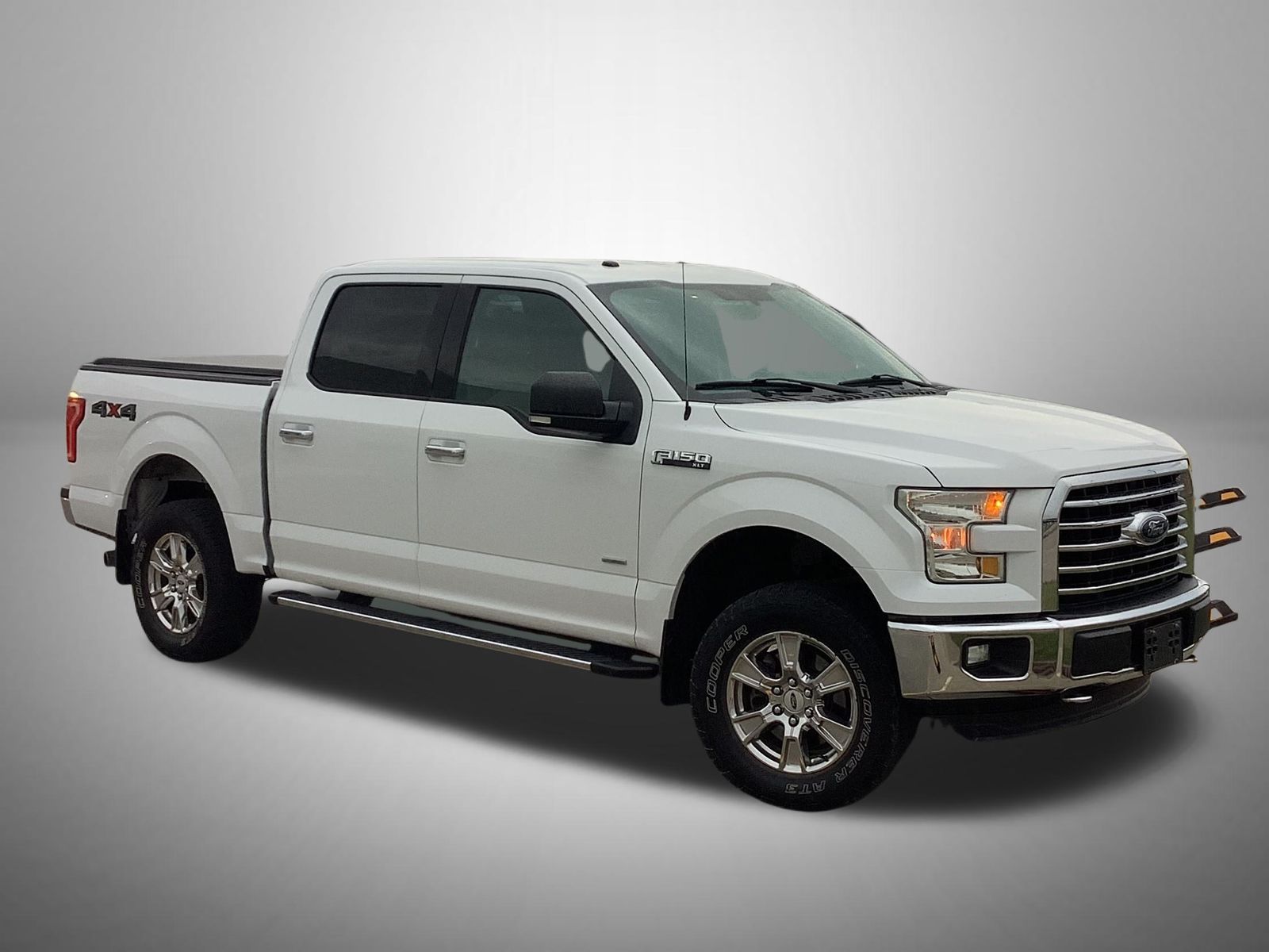 2016 Ford F-150 XLT photo 2