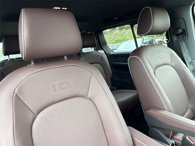 2025 Volkswagen ID. Buzz Pro S photo 16