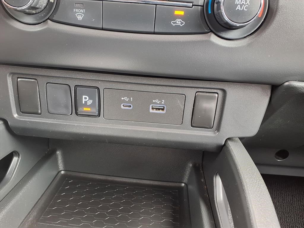 2023 Nissan Frontier Crew Cab S photo 17
